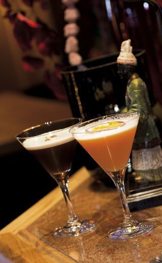 Iced drinks at the "Pöstli Lounge" in Davos