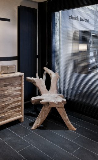 Design furniture at the Morosani "Fiftyone" in Davos 