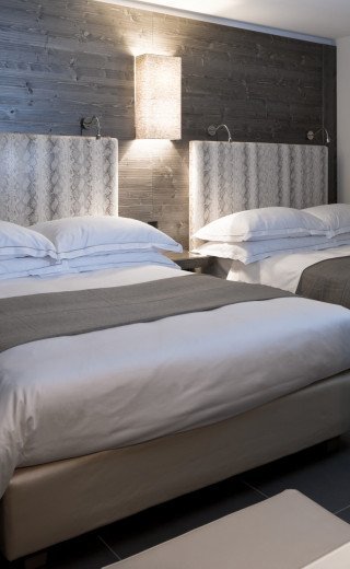 Doppeltes Zweibettzimmer des Designhotels "Fiftyone" in Davos
