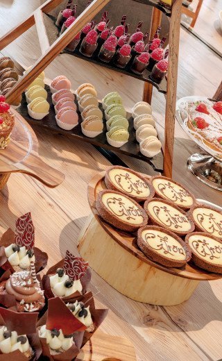 Dessertbuffet im Morosani "Schweizerhof" Hotel