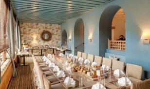 Long prepared table at the Morosani "Schweizerhof" in Davos