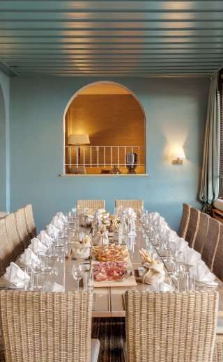 Large prepared table at the Morosani "Schweizerhof" in Davos