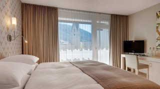 Doppelzimmer Standard im Haus Poschavio Raumansicht