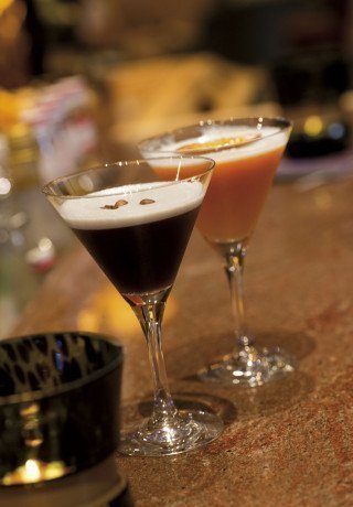 Cocktails an der Bar