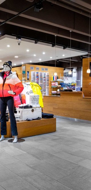Angerer ch Davos Sportgeschaeft Flagship 2