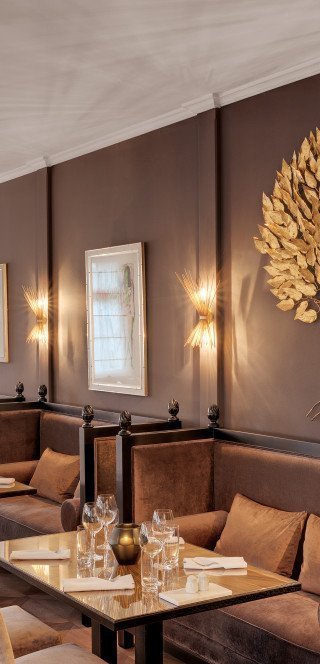 Damoro gedeckte Tische im Damoro