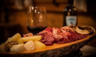 Meat Fondue in La Cave Restaurant by Morosani