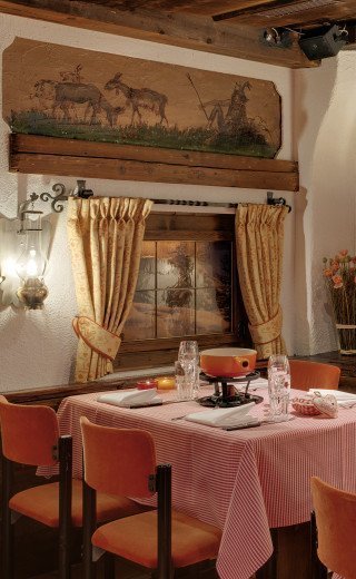 "La Cave" Restaurant des Morosani Posthotels in Davos