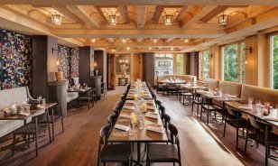 Pöstli Grill Hall in Morosani Post Hotel