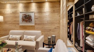 Living area of the "Schweizerhof" Suite in Davos