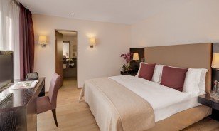 Promenade room at the Morosani "Schweizerhof" in Davos